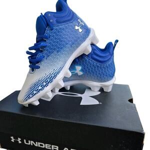 New Under Armour Spotlight Fran 3.0 Size 2.5 Youth football cleats